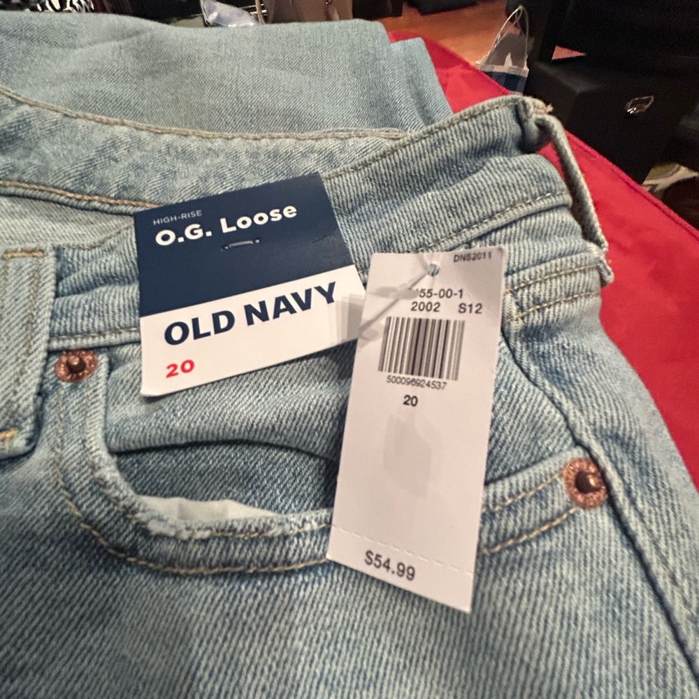 Old Navy size 20 O.G. Loose distressed light wash jeans
